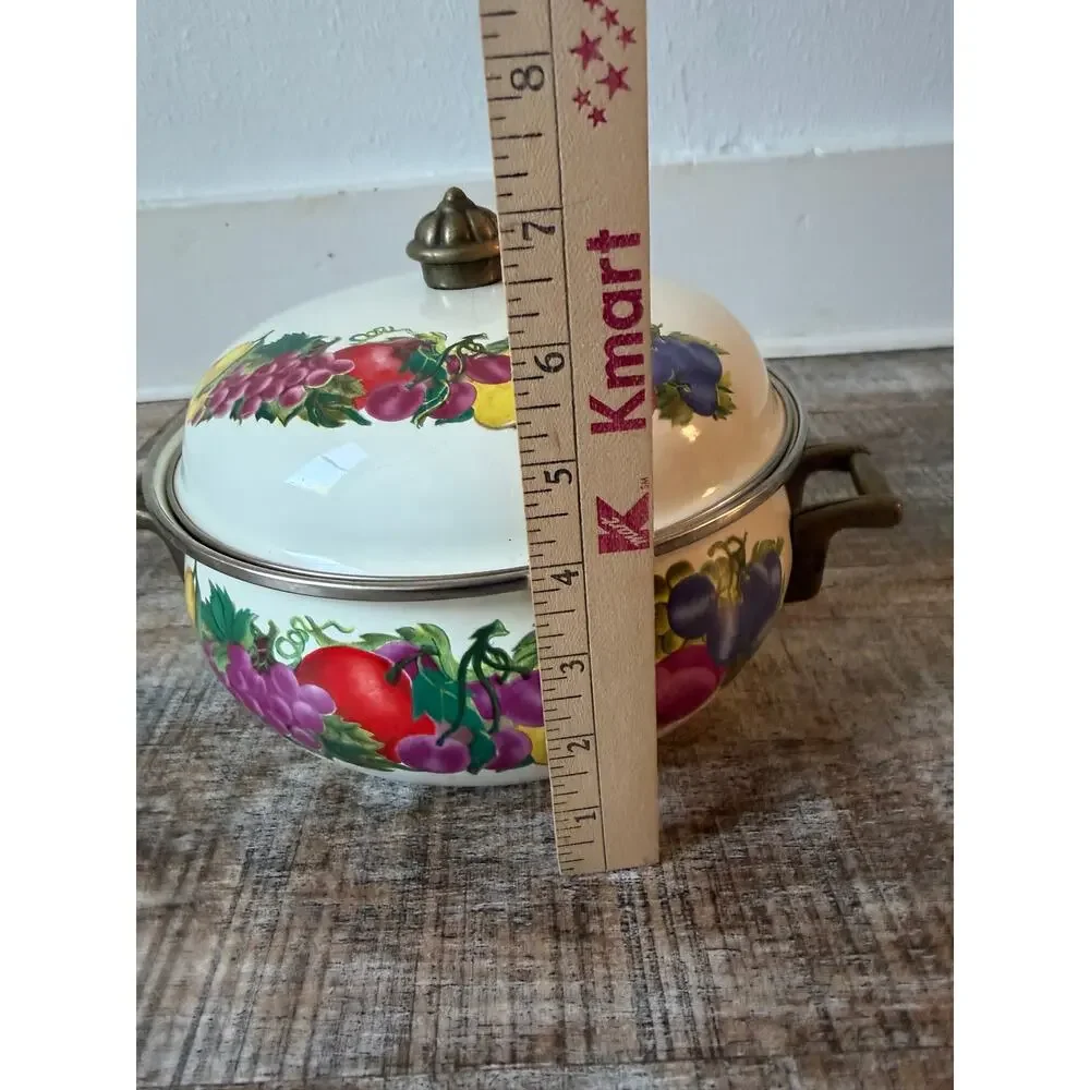 Vintage Cornucopia Enamelware 10
